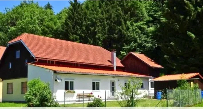 Haus im Gr&uuml;nen &ndash; Foto 1